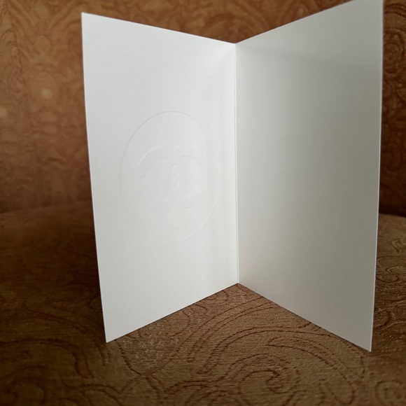 ✉️ Chanel White and Gold Greeting Card - Picture 3 of 5